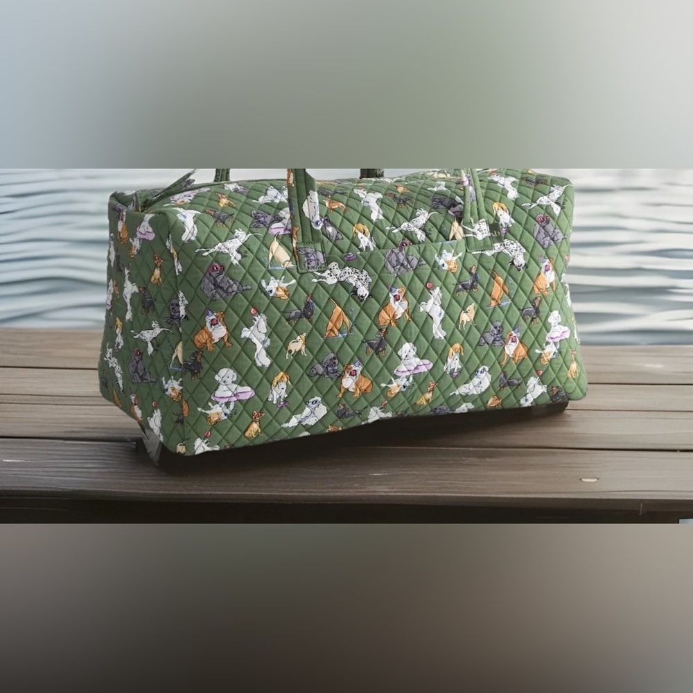 Vera Bradley Dog Park Large Traveler Duffel Bag NWT - Picture 4 of 7